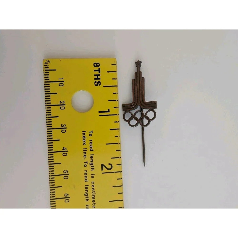 1980 Moscow USSR Olympic Games Logo Tower Stick Vintage Collectible Pin